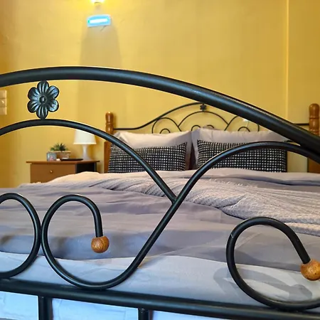 Lidori Mani * Achilio