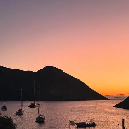 Lidori Mani Nyaraló *